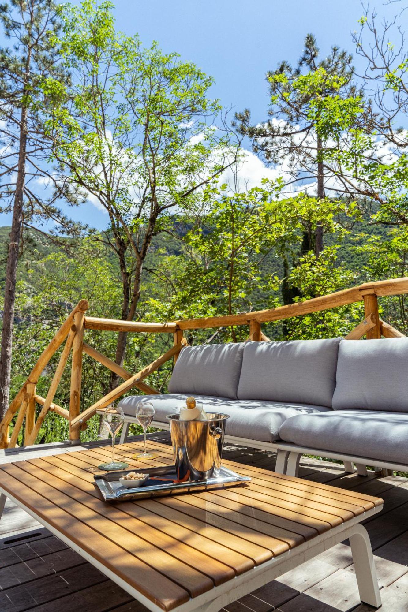 La Forestale Luxury Ecolodge Piano Terra- Appt Acqualagna Luaran gambar