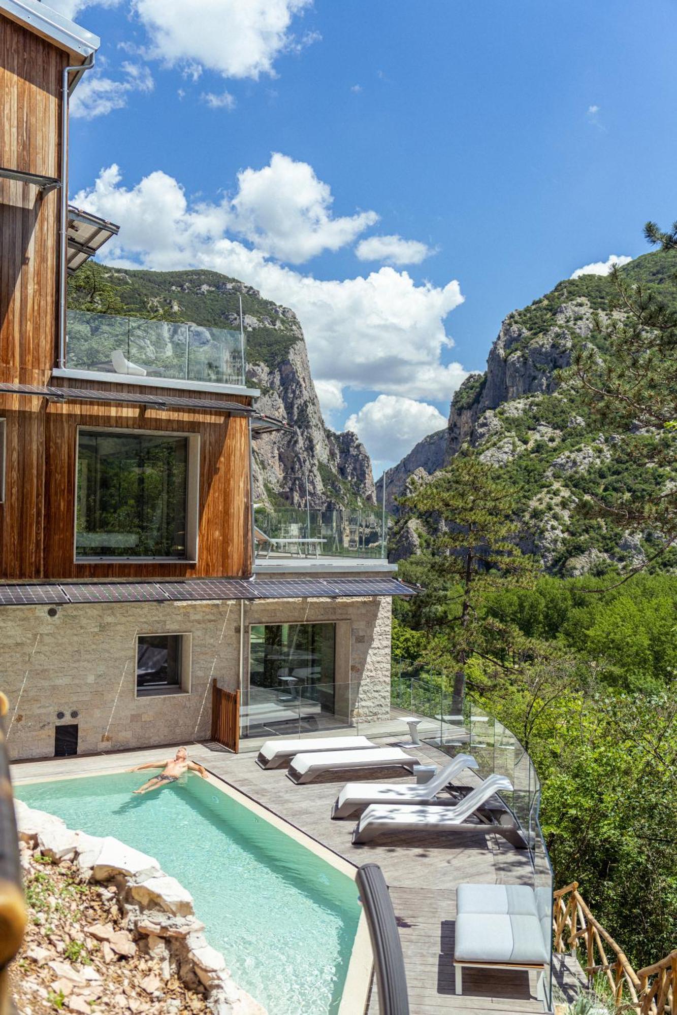 La Forestale Luxury Ecolodge Piano Terra- Appt Acqualagna Luaran gambar