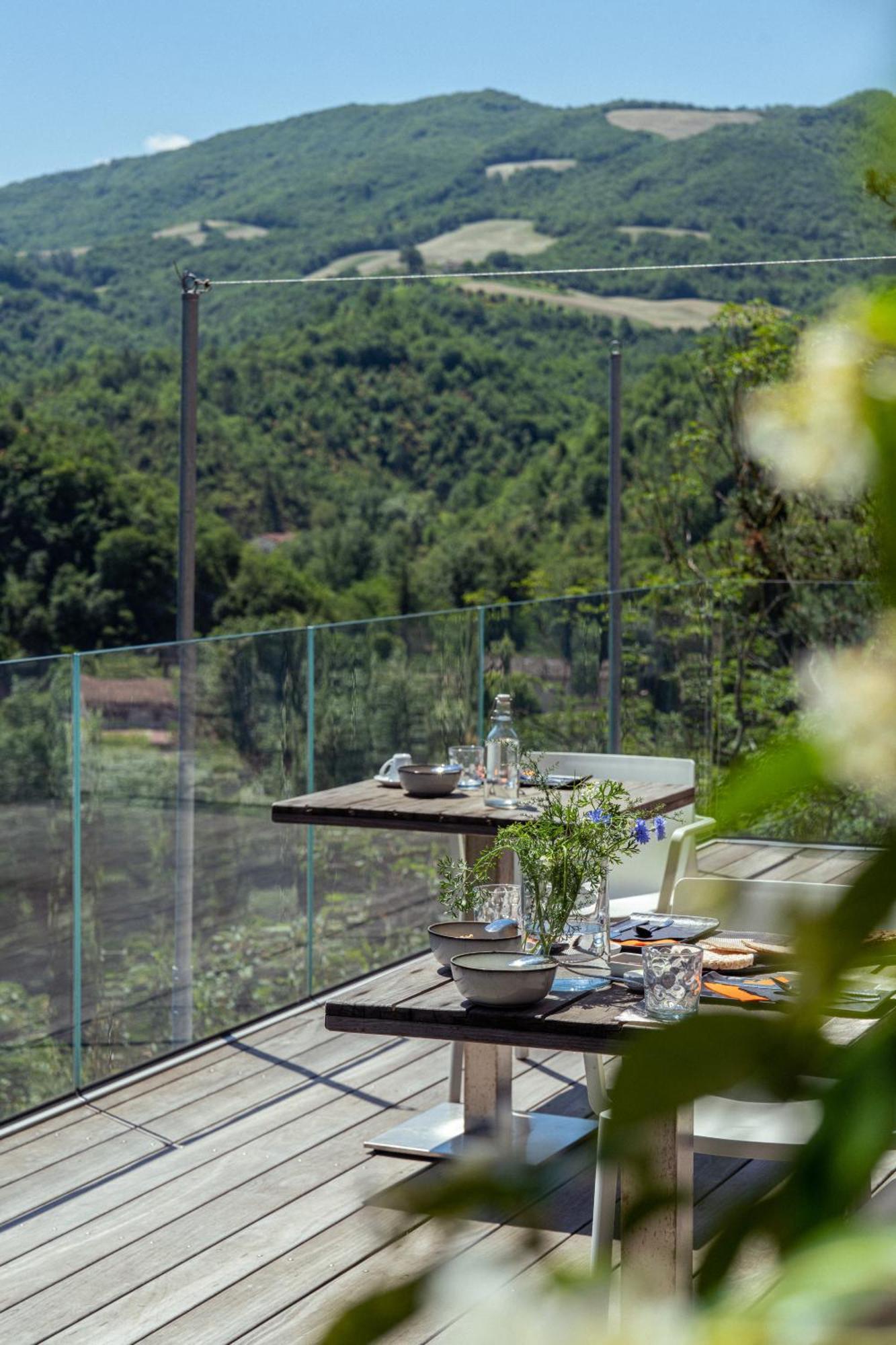 La Forestale Luxury Ecolodge Piano Terra- Appt Acqualagna Luaran gambar